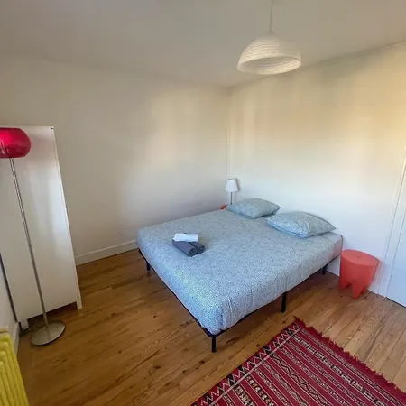 Lumineux Et Spacieux T3, Bordeaux, St Augustin *