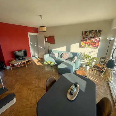 Appartement Lumineux Et Spacieux T3, Bordeaux, St Augustin